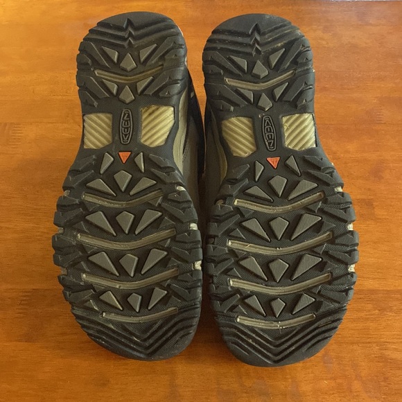 👟 EUC Keen Men’s Targhee III Leather Hiking Boot size US 10/Euro 43 - Picture 7 of 9